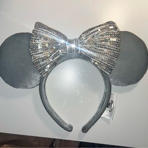 Disney sequin bow Minnie ears :))